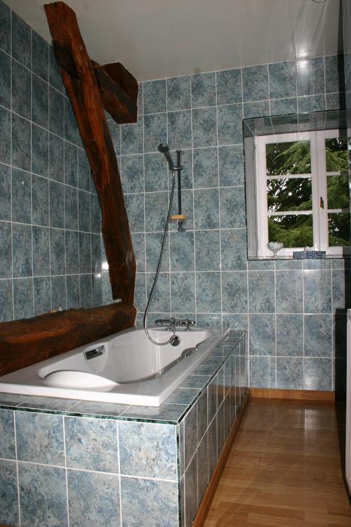 Domaine De Clermont Bed and Breakfast La Roche-en-Brenil Pokój zdjęcie